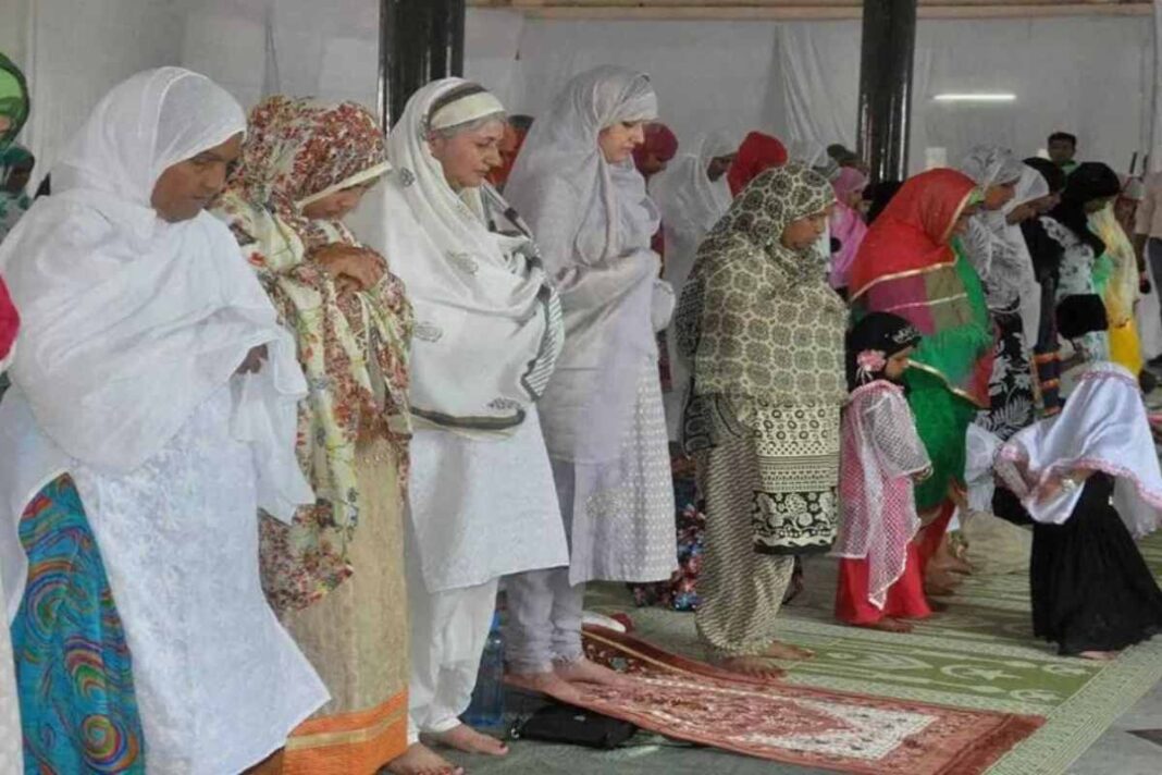 महिलाओं को सामूहिक रूप से तरावीह की नमाज अदा करने की इजाजत दी जाएगी