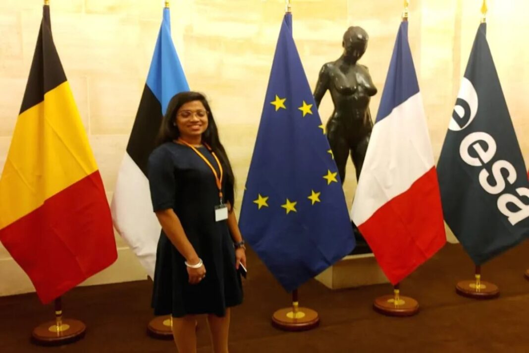 यूरोपीय अंतरिक्ष एजेंसी पुरस्कार विजेता ईशा को जामिया ने किया सम्मानित