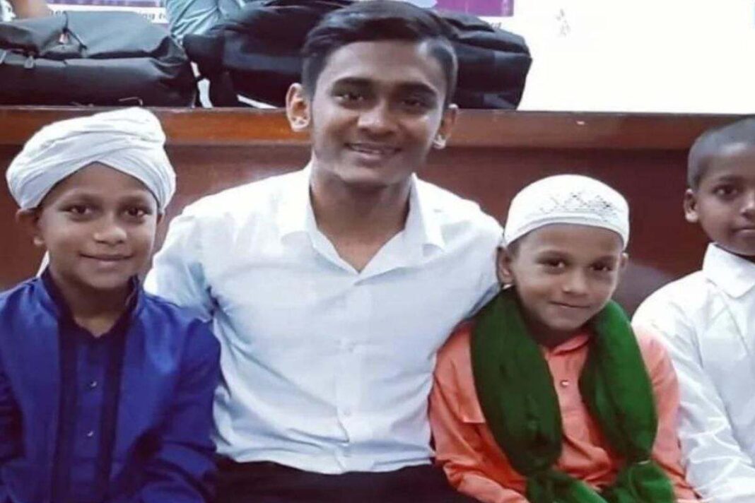 ‘उम्मीद’ अकादमी के वली रहमानी गरीब बच्चों के बने शिक्षक