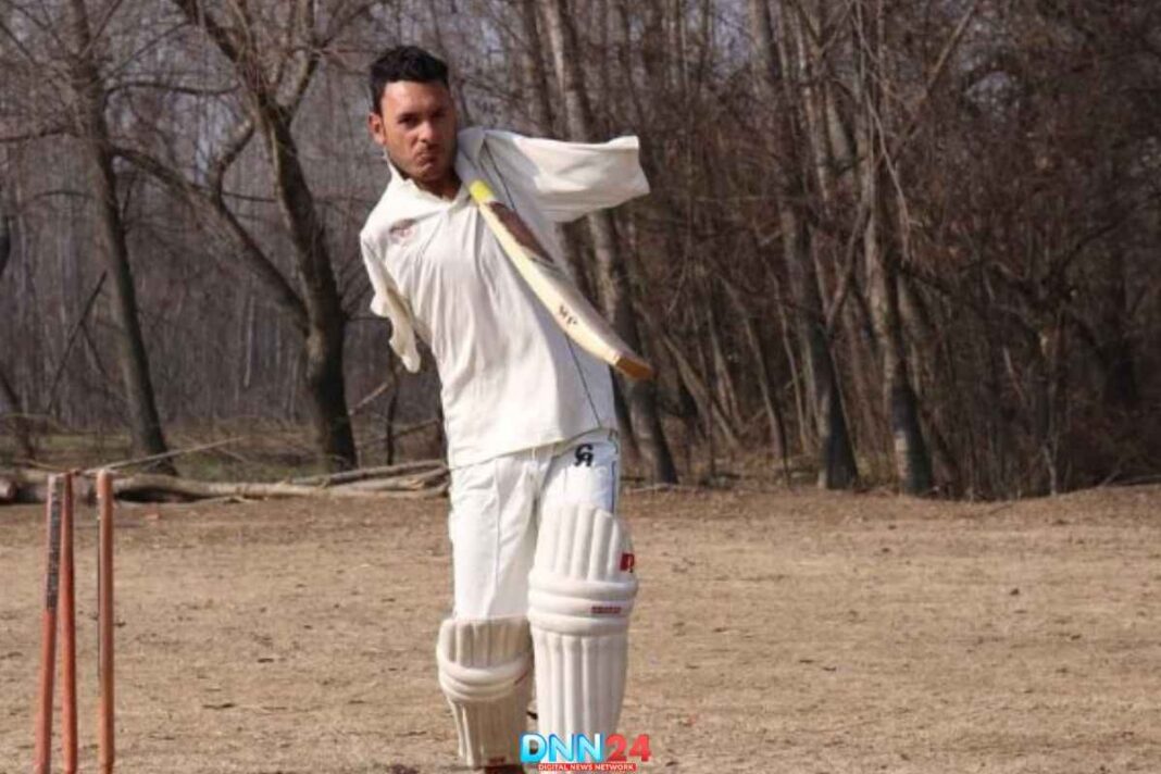 बचपन में खोए दोनों हाथ, आज हैं जम्मू-कश्मीर पैरा क्रिक्रेट टीम के कैप्टन: आमिर हुसैन लोन