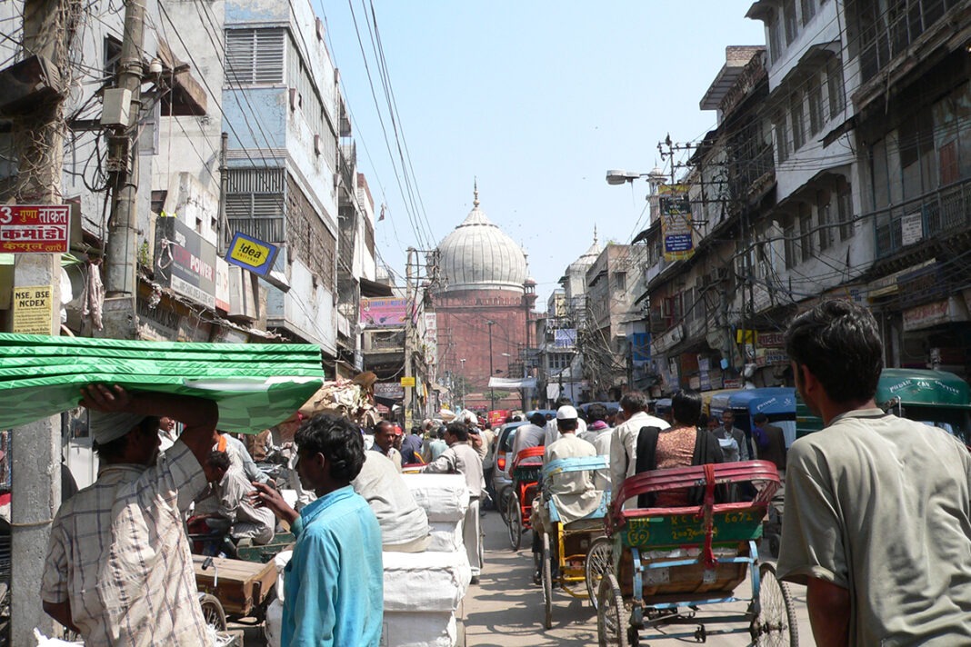जहां गूगल मैप भी कर दे Hands up!: किताबों की दुकान, मगर नाम ‘नाई सराक’? जानिए Delhi की अनोखी गलियों की दिलचस्प दास्तान