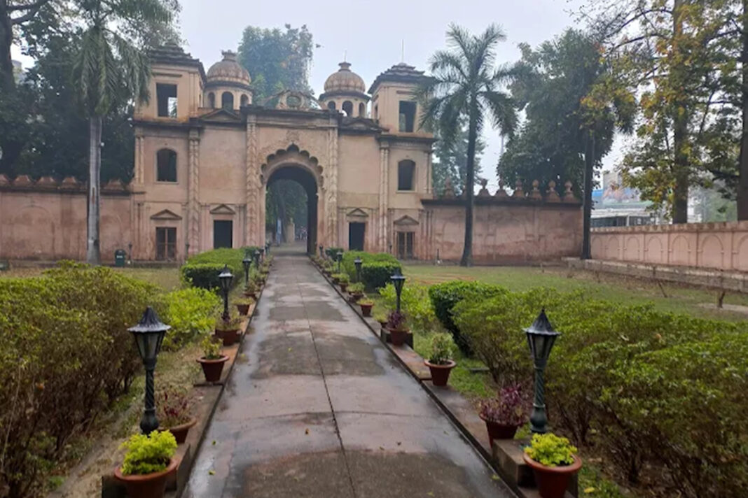 लखनऊ की रूह बसती है इन बाग़ों में: सिकन्दर से कैसर तक, मोहब्बत से 1857 की शहादत तक