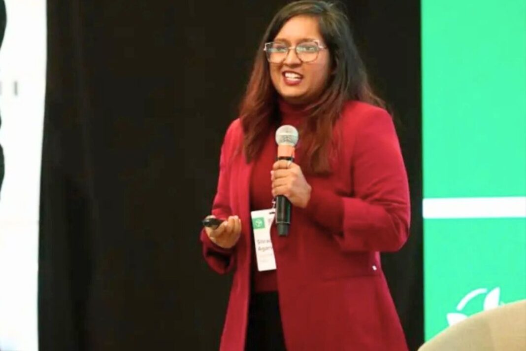 Shraddha Agarwal: सुन नहीं सकती थीं, अब Sign Language से बच्चों को सिखा रहीं अंग्रेज़ी
