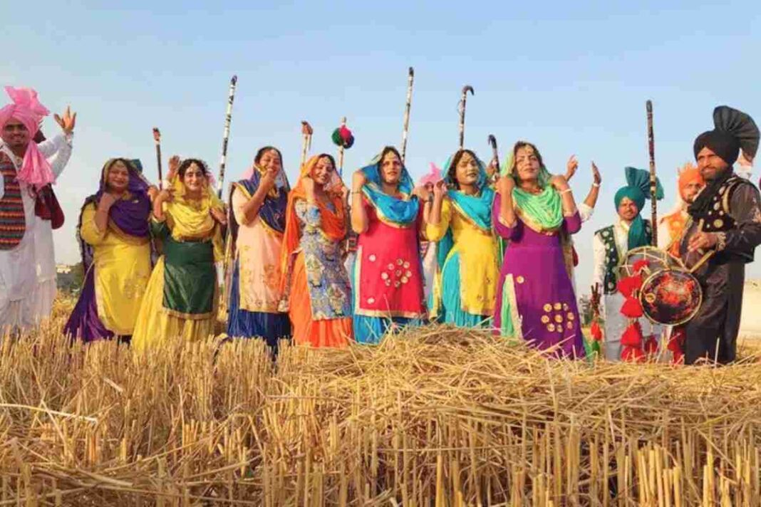 Punjab (पंजाब) की रूह: लोक नृत्य, संगीत और आज का दौर