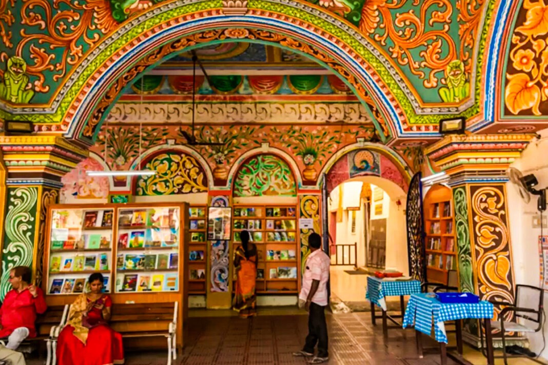 सरस्वती महल पुस्तकालय: एशिया की सबसे पुरानी लाइब्रेरी में से एक तमिलनाडु की विरासत का अनमोल ख़ज़ाना