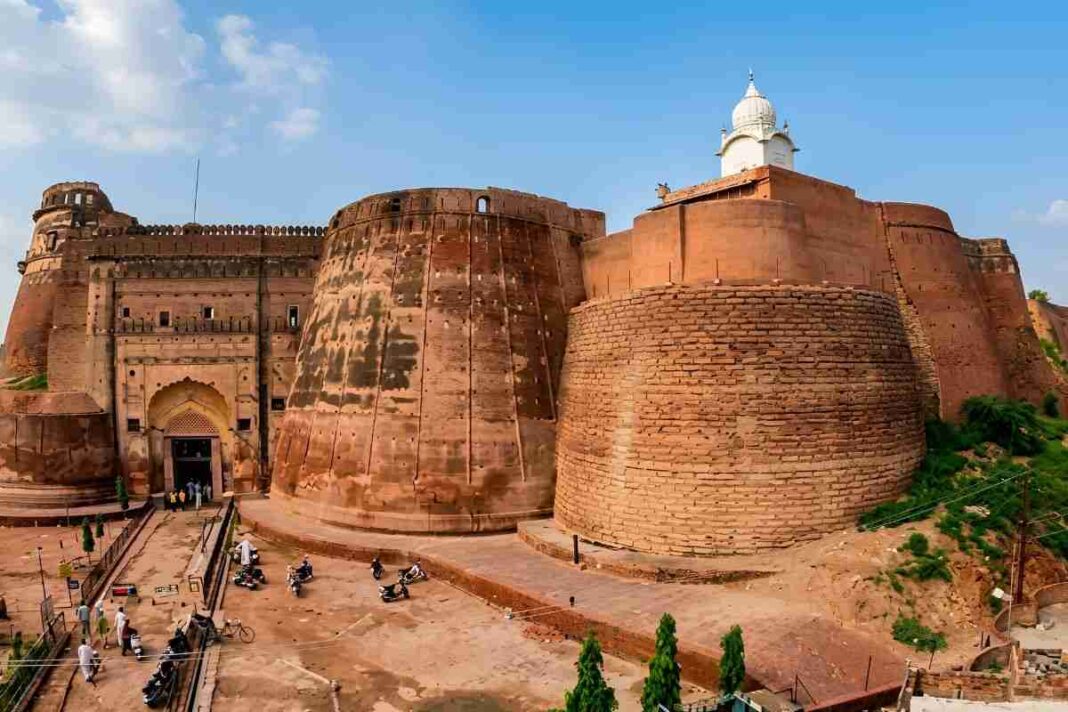 बठिंडा का Qila Mubarak: रज़िया सुल्तान, गुरुओं की आमद और सल्तनतों के दौर की दास्तान
