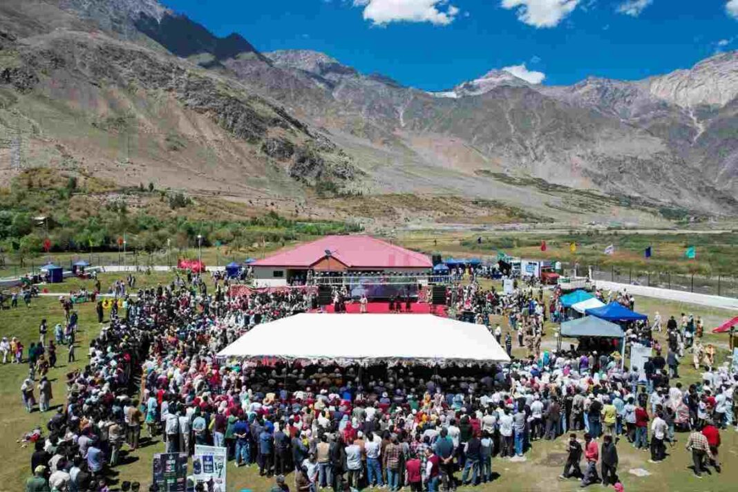 लद्दाख का Suru Summer Festival: कुदरत की गोद में सजी संस्कृति और एडवेंचर का जश्न